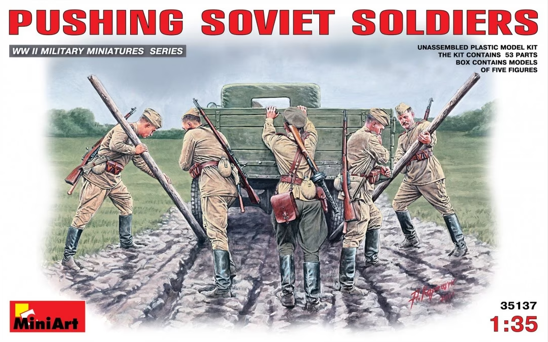 1/35 Pushing Soviet Soldiers de Miniart